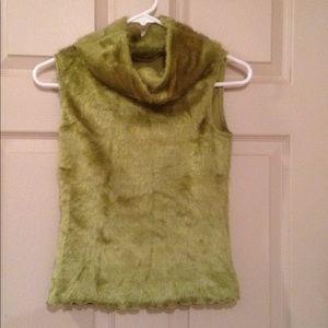 Green Faux Fur Sleeveless Turtleneck Top